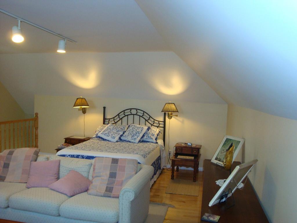 Downtown Bed & Breakfast มองก์ตัน ภายนอก รูปภาพ