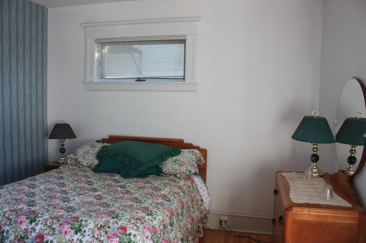 Downtown Bed & Breakfast มองก์ตัน ภายนอก รูปภาพ