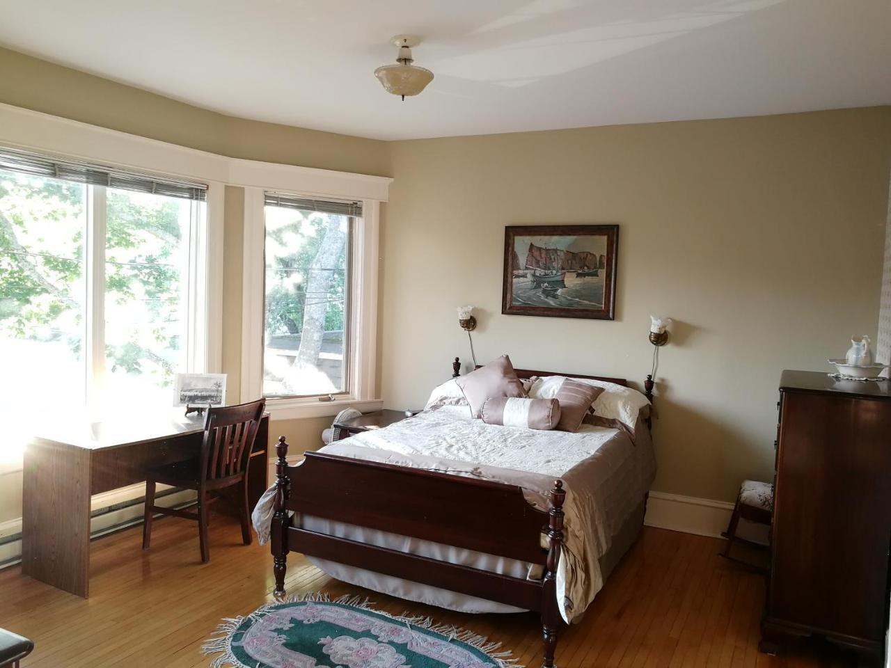 Downtown Bed & Breakfast มองก์ตัน ภายนอก รูปภาพ
